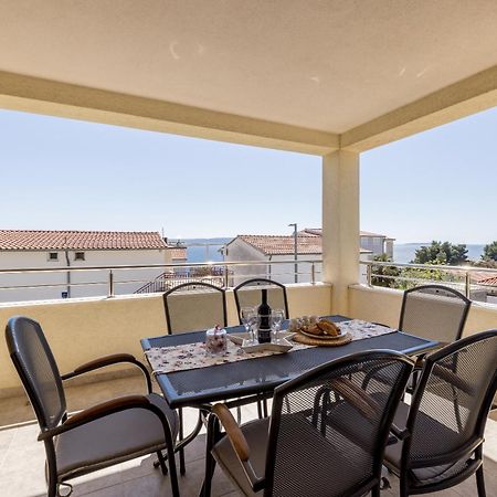 Apart Sa Terasom 250M Od Plaze,Parking,Wi Fi,Rostilj Trogir Kültér fotó