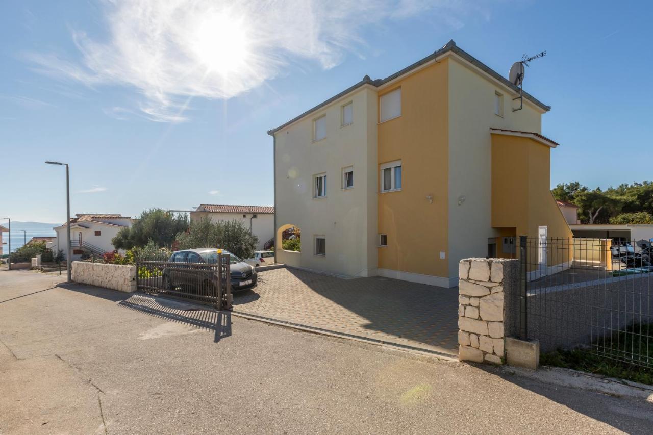 Apart Sa Terasom 250M Od Plaze,Parking,Wi Fi,Rostilj Trogir Kültér fotó