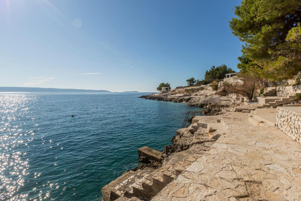 Apart Sa Terasom 250M Od Plaze,Parking,Wi Fi,Rostilj Trogir Kültér fotó