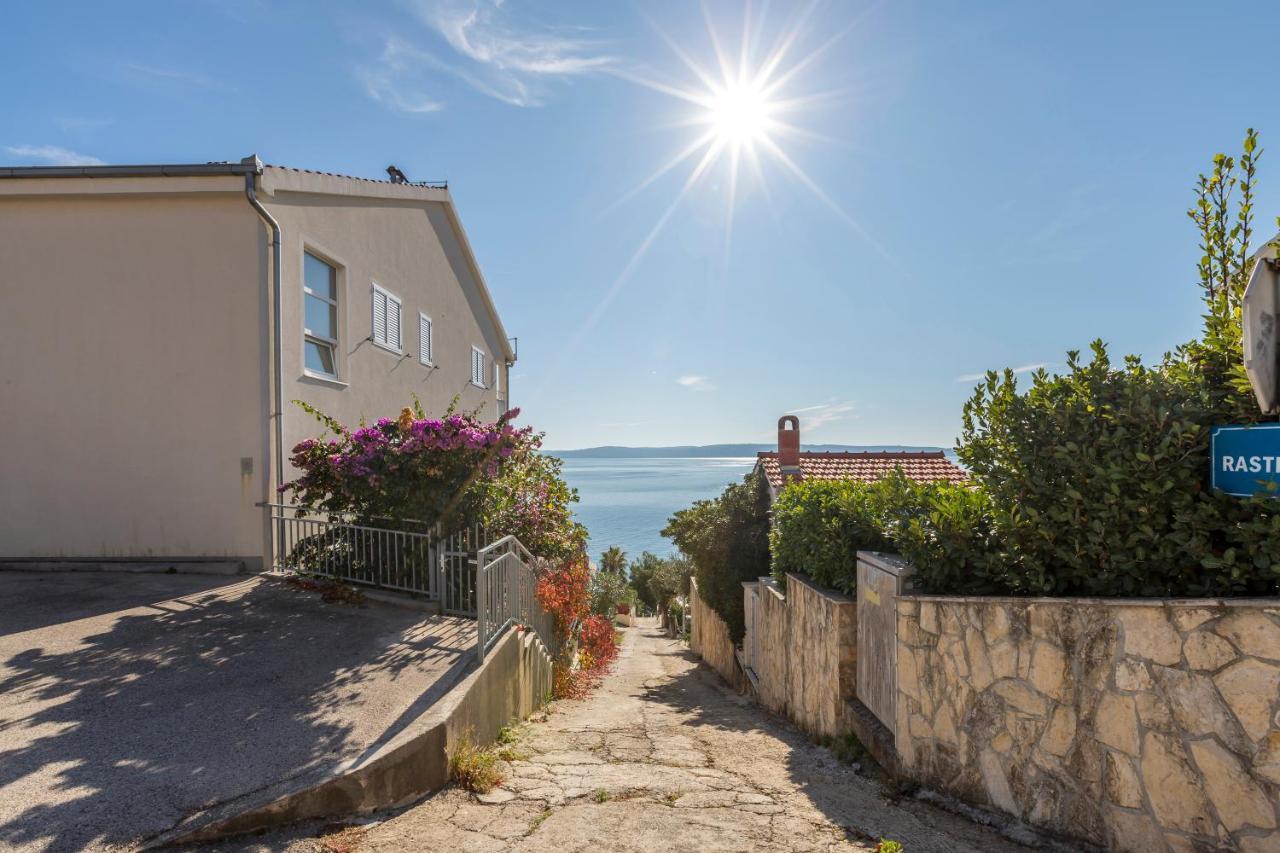 Apart Sa Terasom 250M Od Plaze,Parking,Wi Fi,Rostilj Trogir Kültér fotó