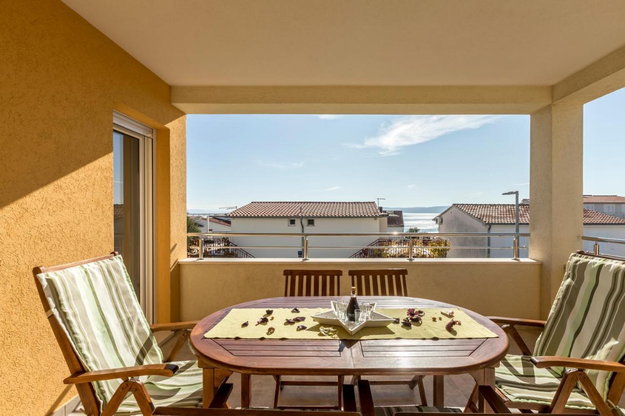Apart Sa Terasom 250M Od Plaze,Parking,Wi Fi,Rostilj Trogir Kültér fotó