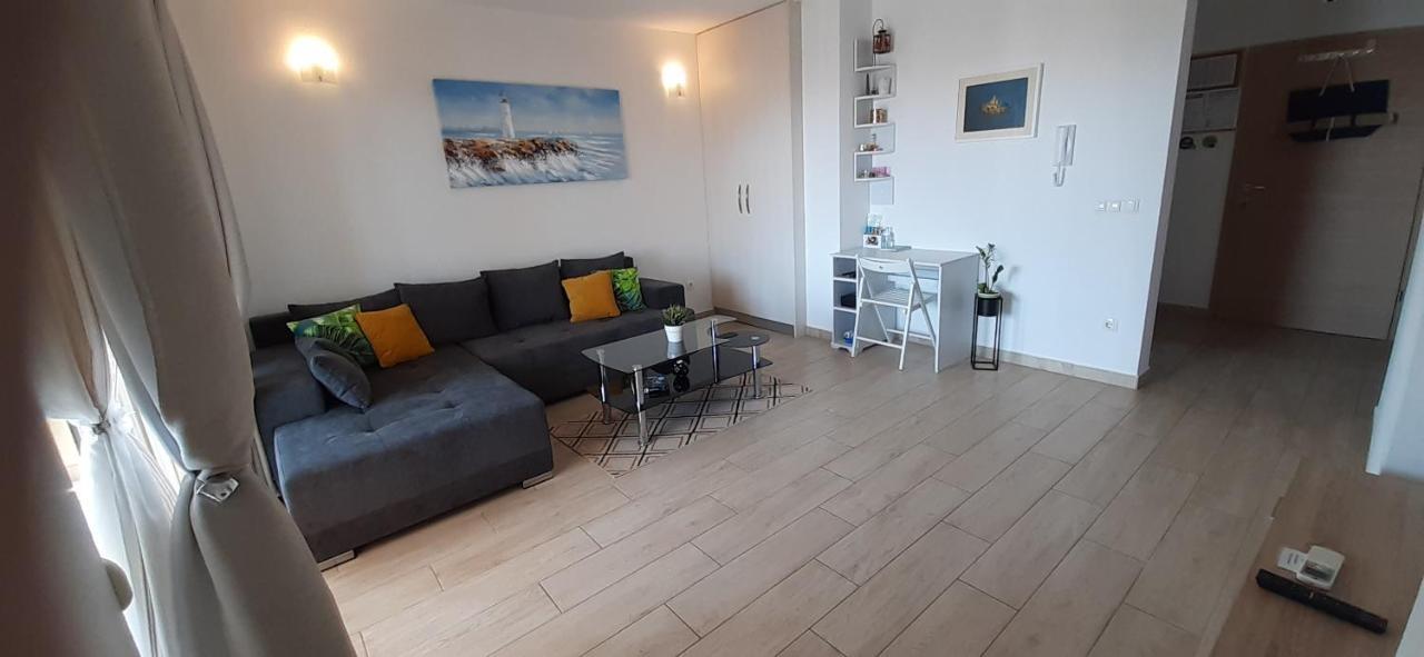 Apart Sa Terasom 250M Od Plaze,Parking,Wi Fi,Rostilj Trogir Kültér fotó